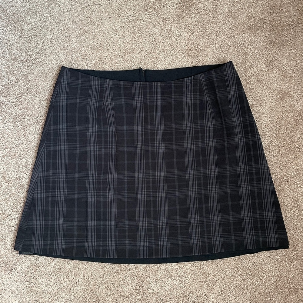 Nike Dri-Fit Golf Plaid Skirt Size 8